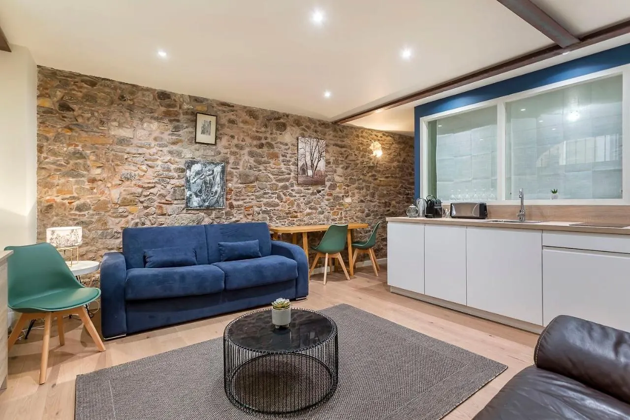 Apartment Hamac Suites - Saint-Georges Vieux Lyon - 4 People