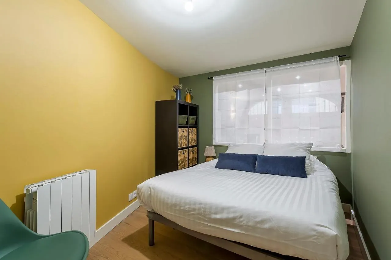 Hamac Suites - Saint-Georges Vieux Lyon - 4 People France
